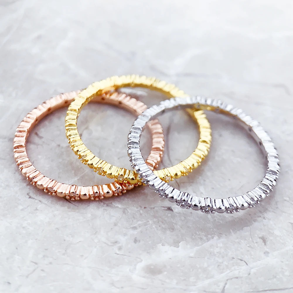 Damen-Ring Punkte weißer Stein Delikatesse Sommer aus Sterlingsilber