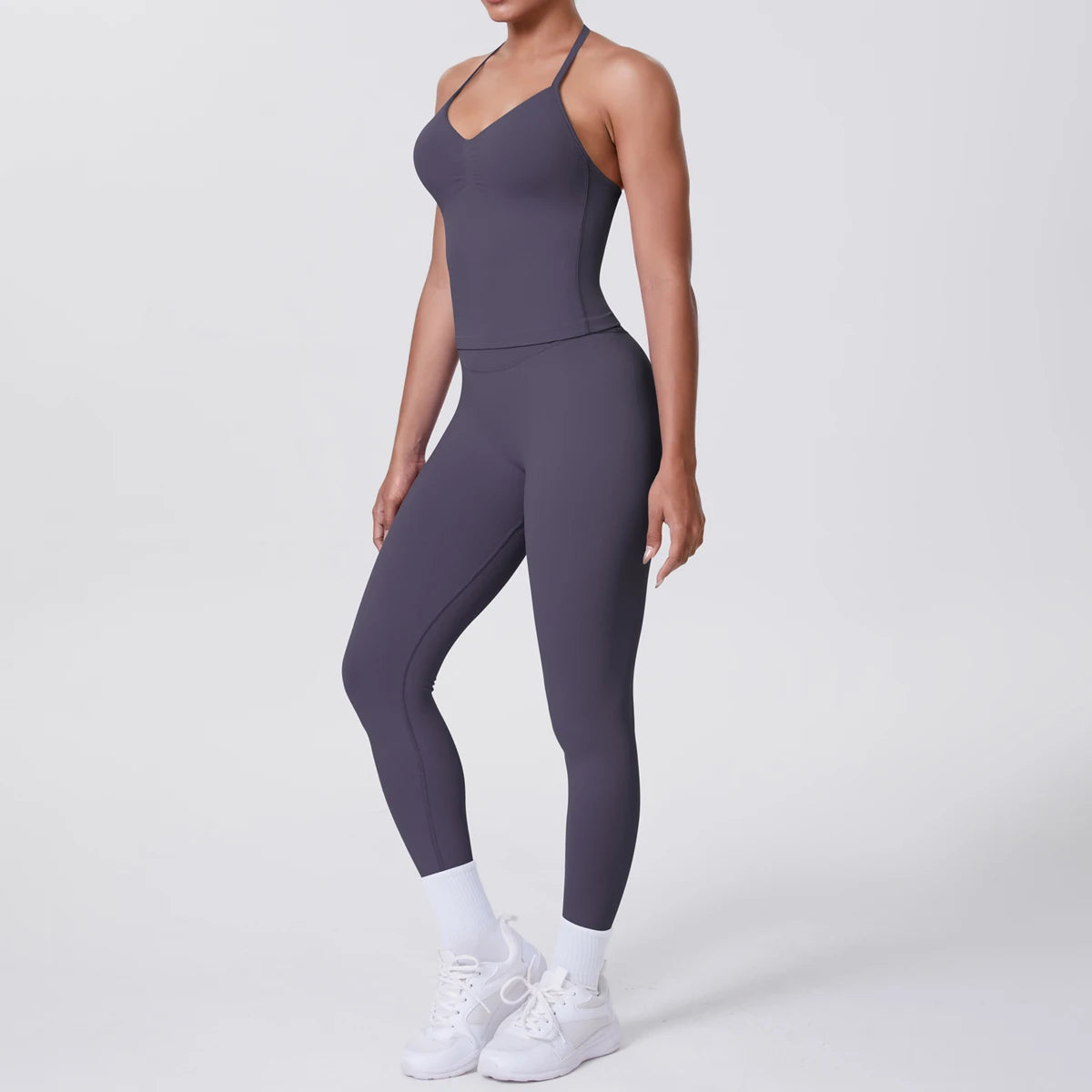 Damen-Yoga-Set in Dunkellila: Trägertop mit V-Ausschnitt und Leggings