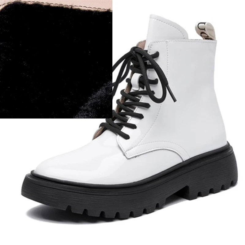 Damen-Schnürstiefel, weiß, mit Futter innen, grobe Profilsohle