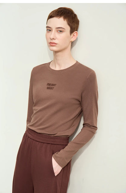 Damen T-Shirt mit minimalistischem Design und gesticktem Brief für den Herbst