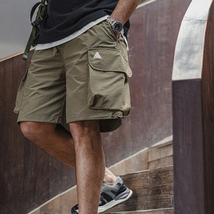 Herren Shorts mit Kordelzug Design und mehreren Taschen für den Sommer