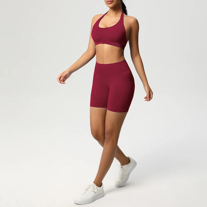 Damen-Fitnessset mit nahtlosem Sport-BH und Laufshorts, weinrot