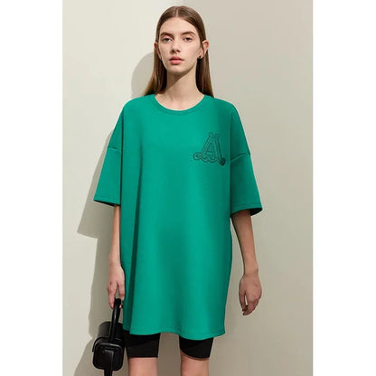 Damen Rundhals-T-Shirt im minimalistischen Stil mit lässiger Stickerei und kurzen Ärmeln