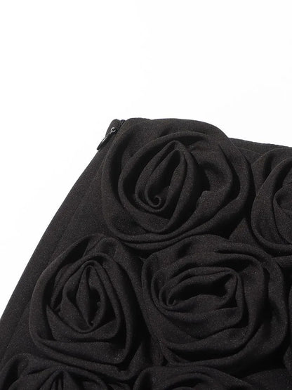 Ärmelloses Damenkleid mit quadratischem Ausschnitt und Applikationen – elegantes, rückenfreies Design mit hoher Taille