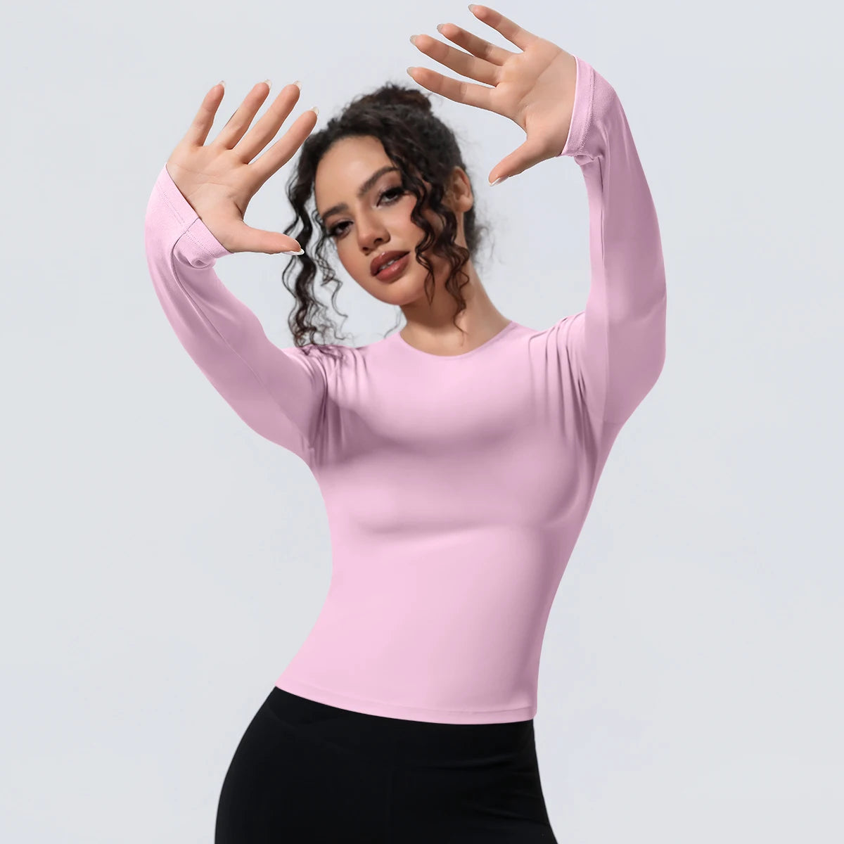 Atmungsaktives Yoga-Langarmshirt in Rosa, lange Ärmel, Rundhalsausschnitt und schmaler Schnitt