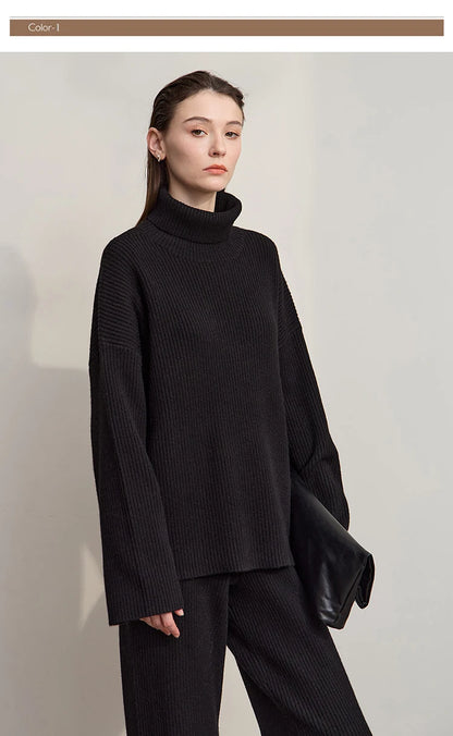 Schwarzer Rollkragenpullover aus Strick, lange Ärmel, lockere Silhouette
