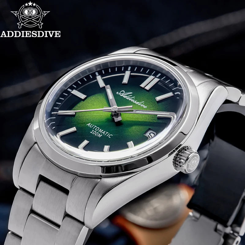 Herren-Vintage-Automatikuhr mit Sunburst-Zifferblatt und gewoelbtem Saphirglas