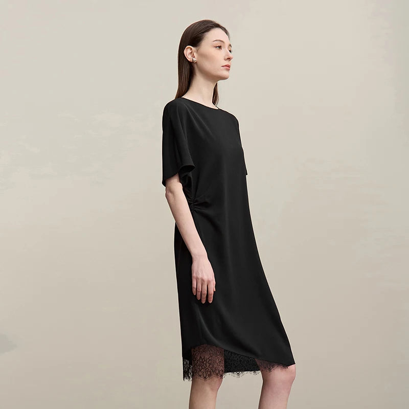 Elegantes Asymmetrisches Chiffonkleid Für Bürodamen