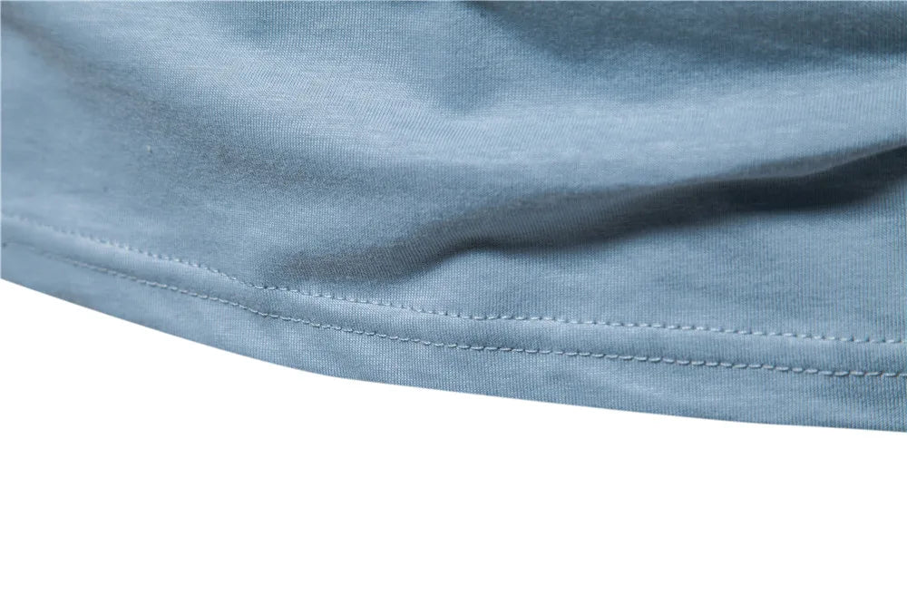 Herren T-Shirt aus 100 Prozent Baumwolle mit modischem Druck im Slim Fit