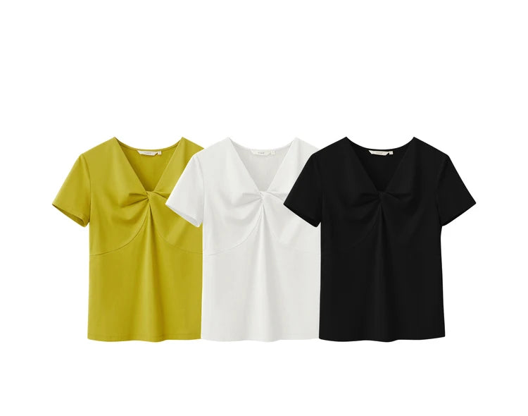 Damen T-Shirt im Minimalismus-Stil mit V-Ausschnitt und dünnem Design