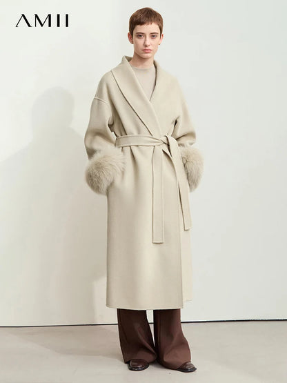 Damen Langer Mantel aus Wolle mit abnehmbaren Fuchspelzmanschetten und Taschen