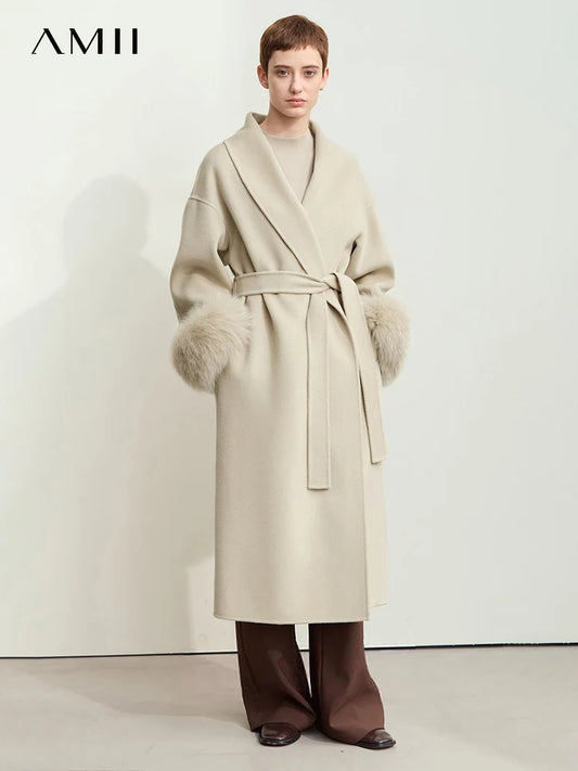 Damen Langer Mantel aus Wolle mit abnehmbaren Fuchspelzmanschetten und Taschen