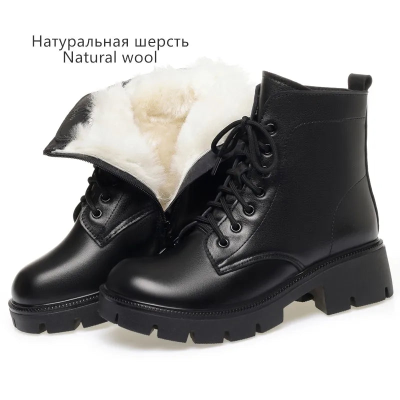 Winterstiefel Damen schwarz, Schnürung, weißes Wollfutter, robuste Profilsohle