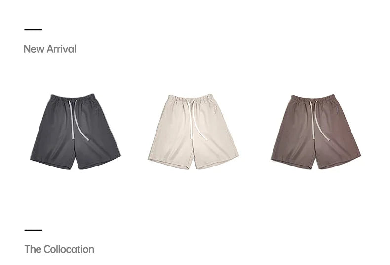 Herren Freizeitshorts aus atmungsaktivem Material mit gesticktem Blitzdesign