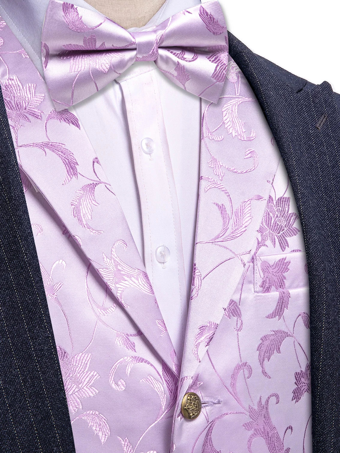 Lila Herrenweste mit Schmetterlingsfliege und floraler Jacquard-Optik