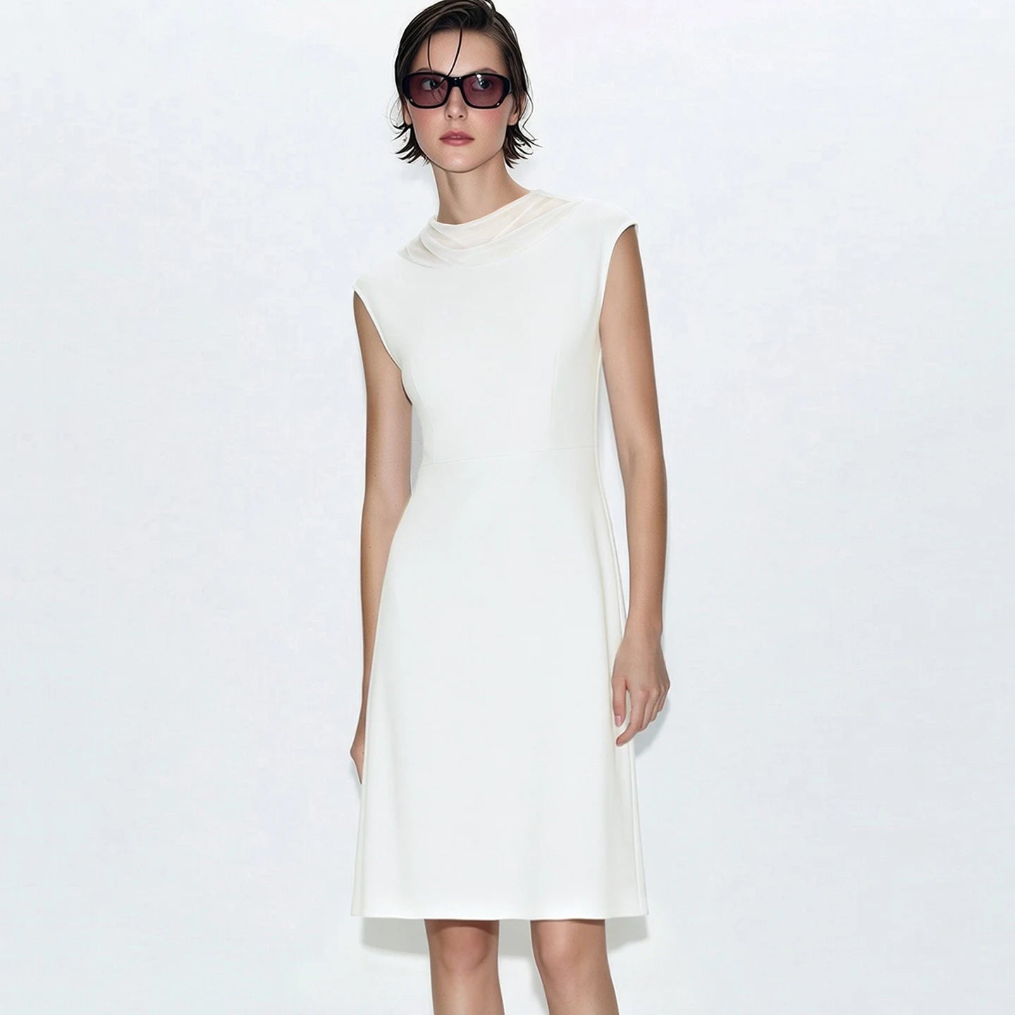 Elegantes Damen Midikleid Aus Stretch Mit Taillierter Passform