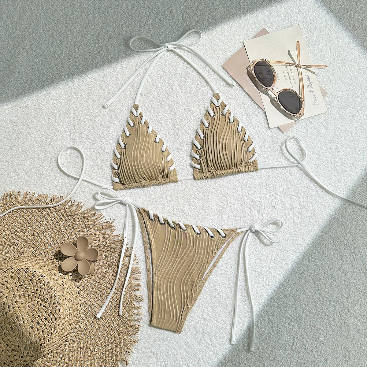 Sommerliches kariertes Bikini-Set mit Push-up-Effekt – verführerische Bademode für den Strand und Pool