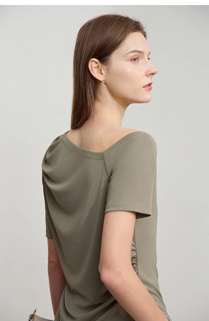 Damen T-Shirt im minimalistischen Stil mit klassischer Slim Fit Passform