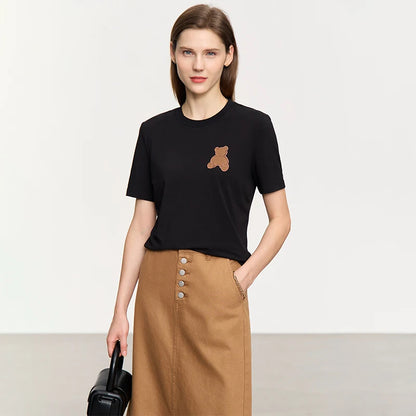 Damen Top im minimalistischen Stil mit Bären-Applikation und O-Ausschnitt