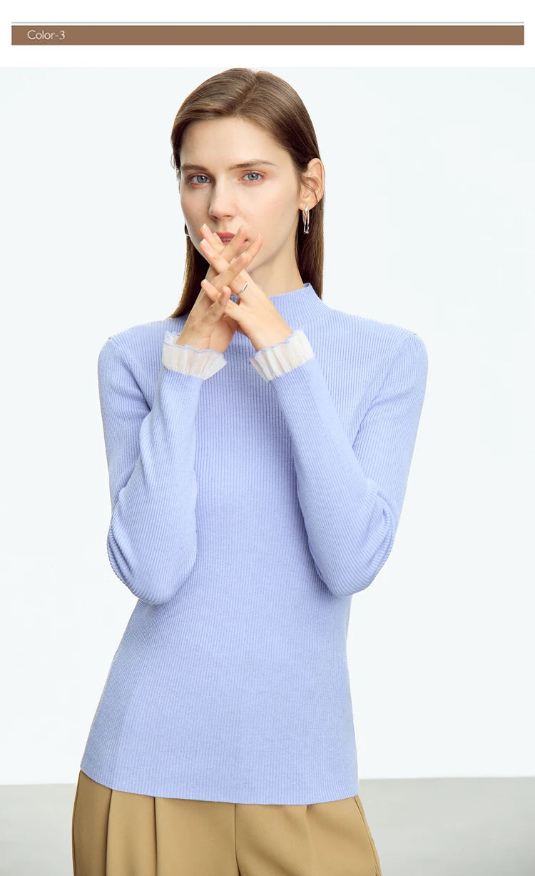 Hellblauer Strickpullover mit Stehkragen, langarm, gerippte Bündchen