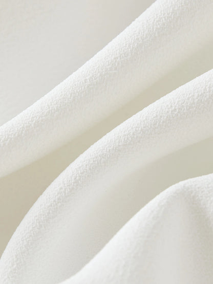 Kurzarm-Stricktop mit Puppenkragen für Damen in Plusgröße – modisch und elegant für den Sommer.