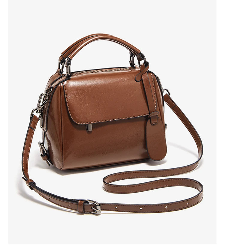 Damen Handtasche aus Spaltleder im Retro-Luxus-Design als Umhängetasche