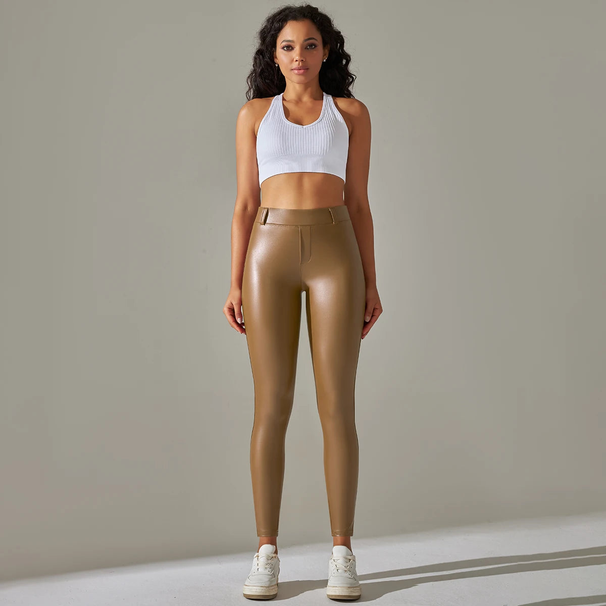 Damen-Kunstleder-Leggings mit hoher Taille, braun, glatte Oberfläche, schmal zulaufend