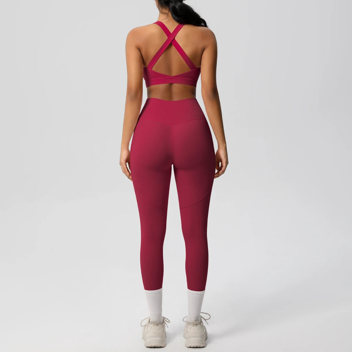 Yoga-Set: weinrotes Sport-Top mit X-Rücken und blickdichter Leggings