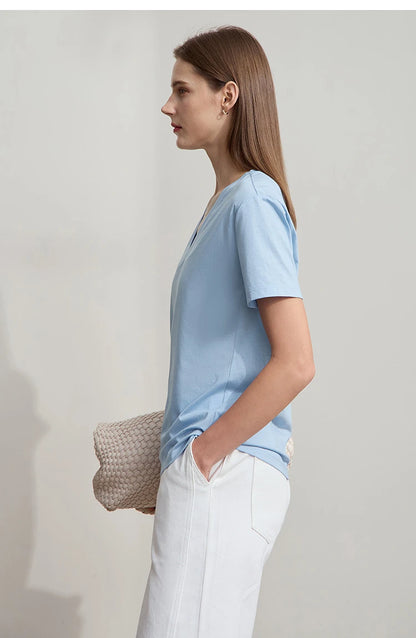 Damen Top im minimalistischen Sommerstil mit einfarbiger Buchstabenstickerei