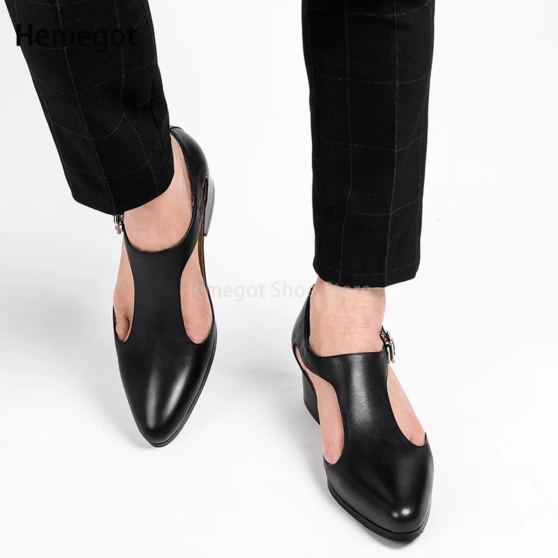 Schwarze Herren-Ledersandalen mit offener Oberseite, spitzer Form, Schnallriemen, Absatz