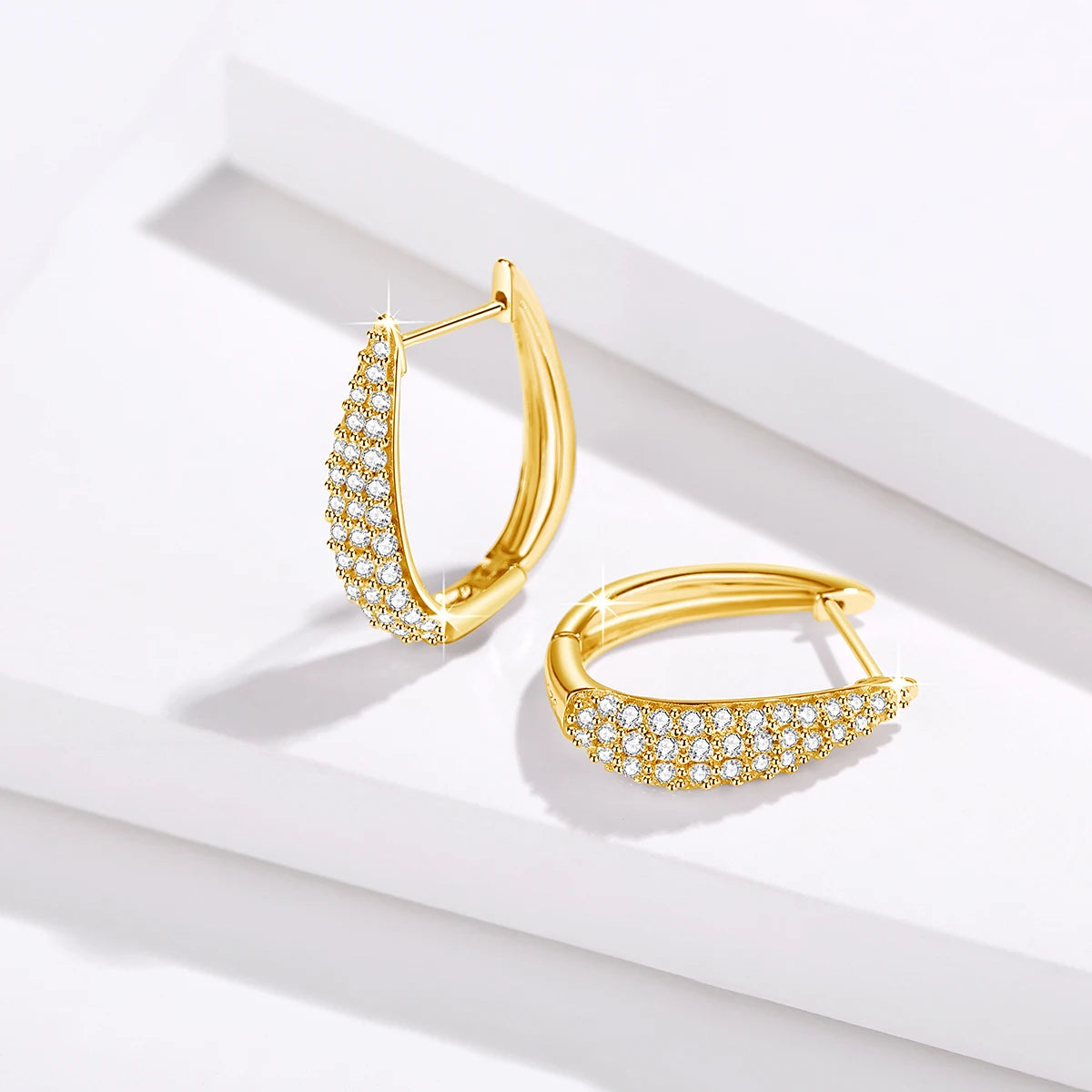 Damen-U-Form-Hoop-Ohrringe aus Silber 925, vergoldet mit 18K Gelbgold, Moissanite mit Zertifikat