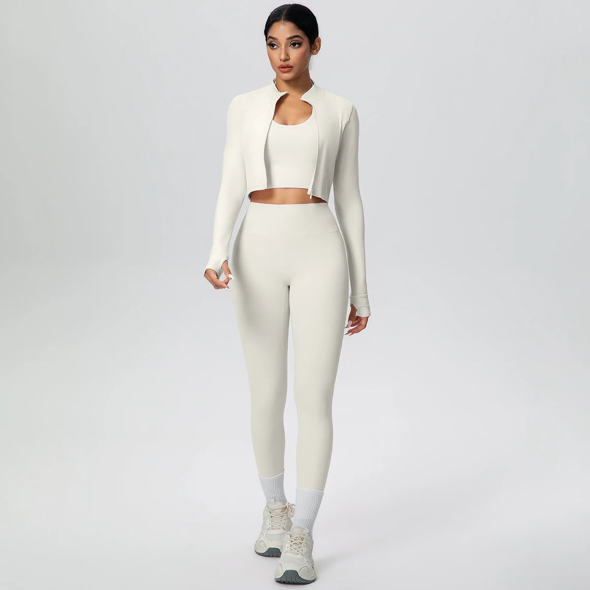 Damen-Yoga-Set in Hellivory: Crop-Top, hochtaillierte Leggings und Langarmjacke, Frontansicht