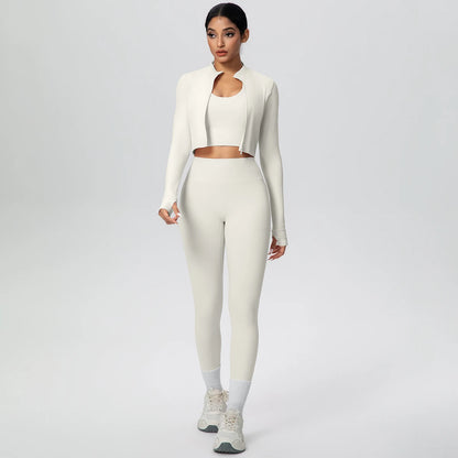Damen-Yoga-Set in Hellivory: Crop-Top, hochtaillierte Leggings und Langarmjacke, Frontansicht