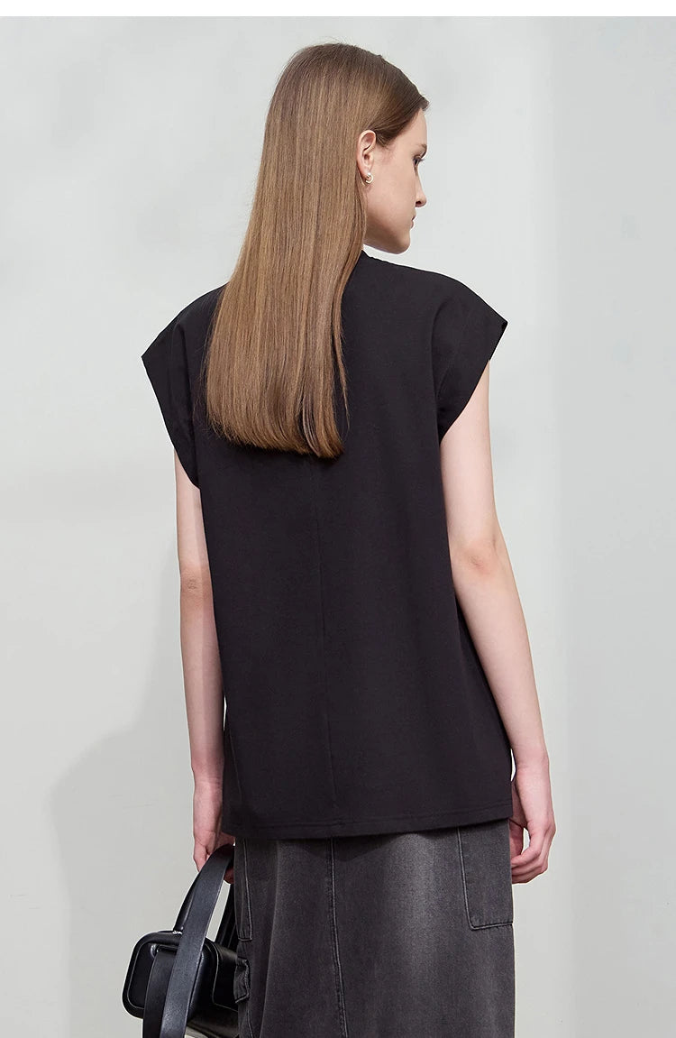 Damen T-Shirt aus Baumwolle mit lässigem O-Ausschnitt und breiten Schultern