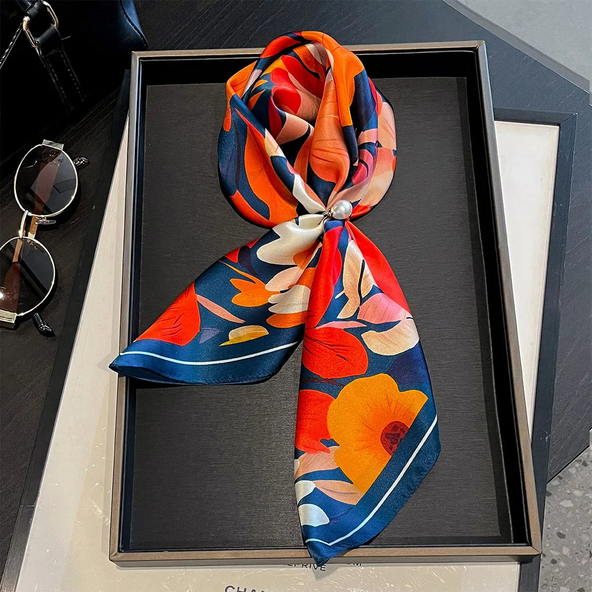 Damen Seidenschal 53cm quadratisch Blumenprint Luxus Hijab Bandana J