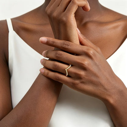 Damen-Ring aus 14 Karat Gold, V-Form Mit Moissanit, Zertifikat 585, Valentinstag Geschenk