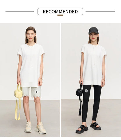 Damen T-Shirt im minimalistischen Stil mit lässigen kurzen Ärmeln