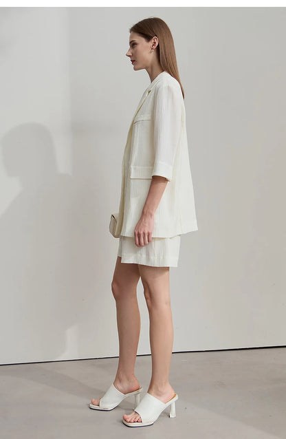 Damen Blazer Shorts aus leichtem Material für den Sommer 2025 mit Taschen