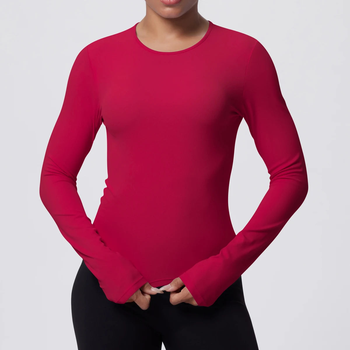 Schlankes Langarmshirt in Rot mit Rundhalsausschnitt