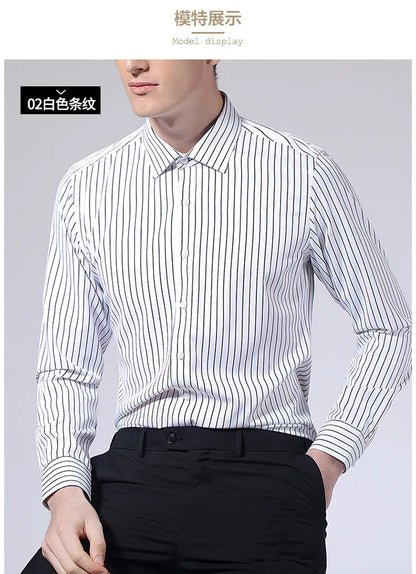 Langarm-Hemd für Herren in Weiß – formell und lässig, koreanischer Stil mit Tasche, ideal für Business und Freizeit.