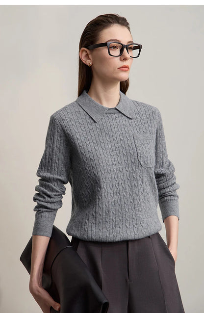 Damenpullover aus Strick, grau meliert, Polokragen, lange Ärmel, Zopfmuster