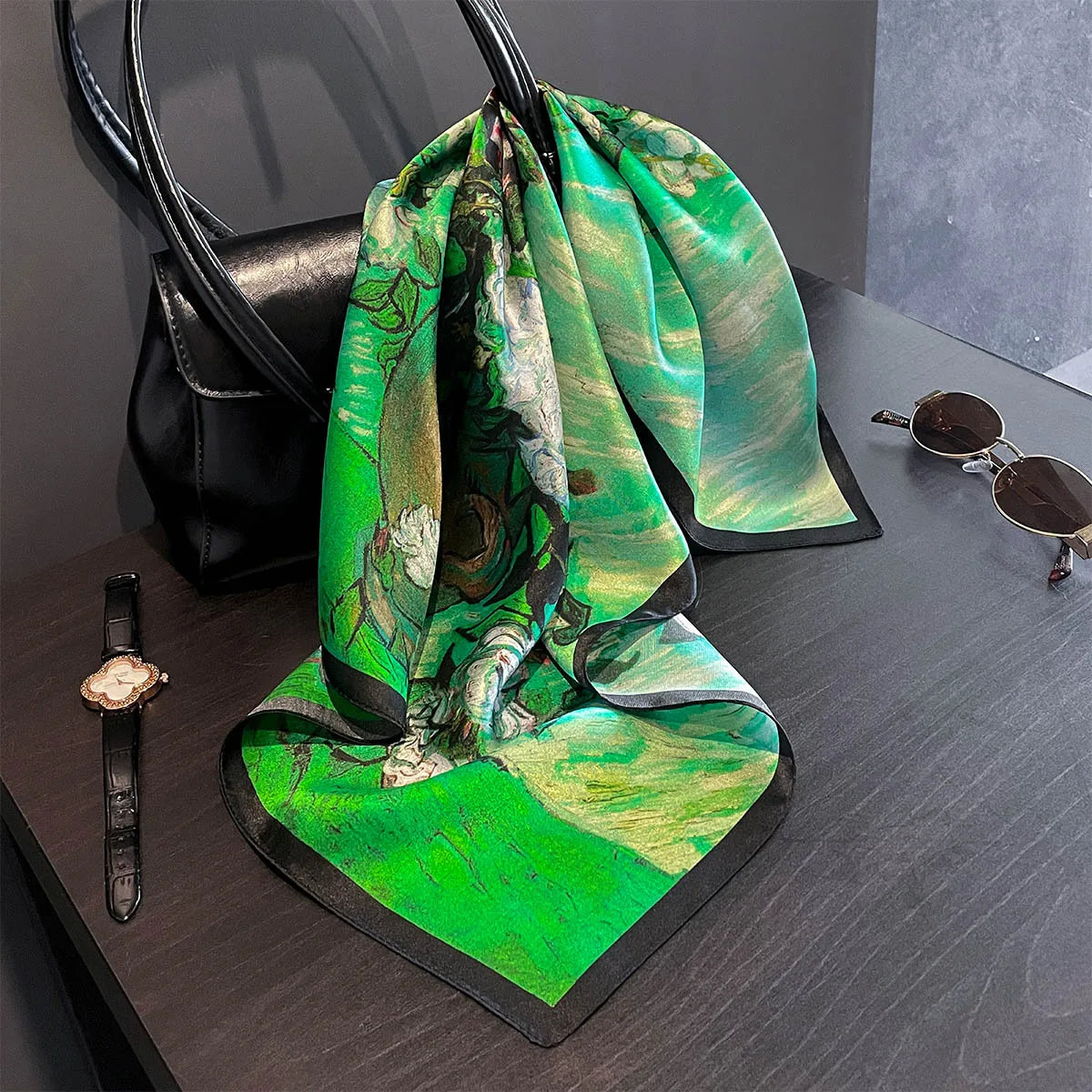 Damen Seidensatin Schal quadratisch Blumenprint Kopftuch Bandana Hijab J
