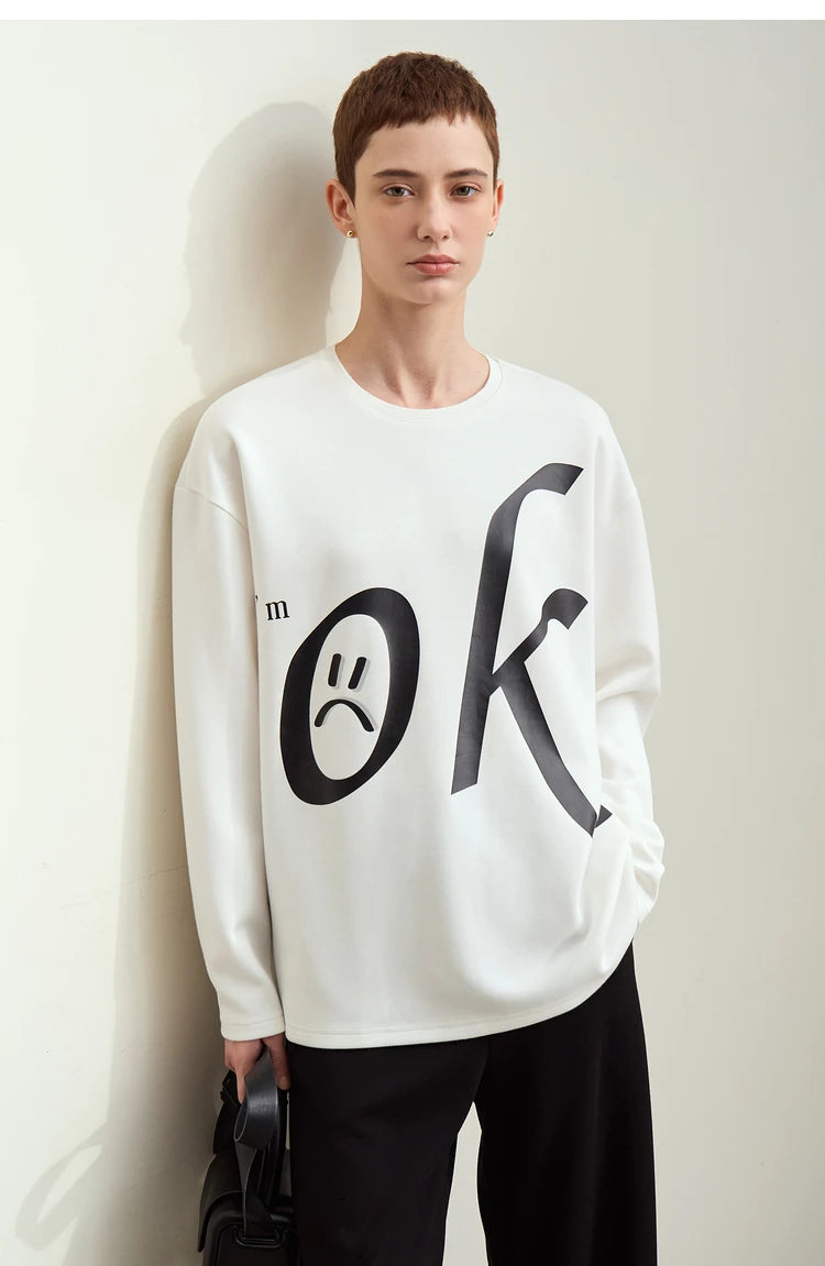 Damen T-Shirt im minimalistischen Stil mit Rundhalsausschnitt und Druckdesign