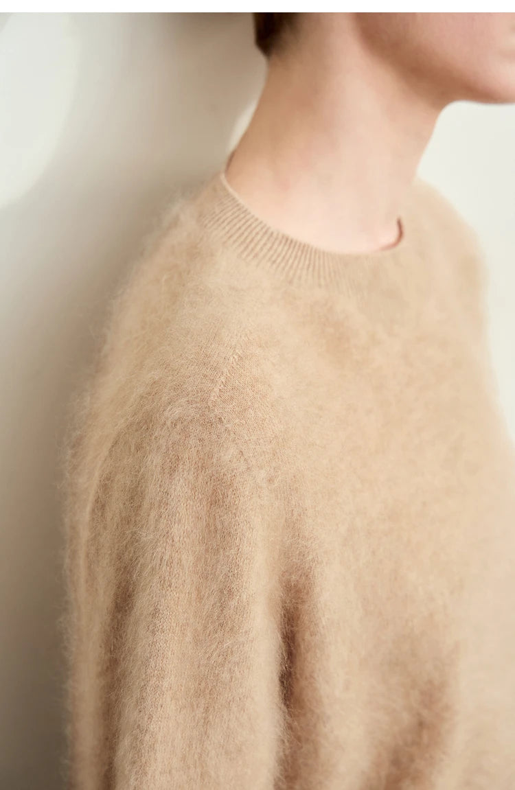 Detail Damenpullover: O-Ausschnitt, weiche Strickmaschen, beige