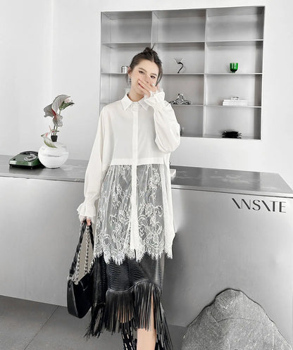 Elegantes Damen-Minikleid mit Rundhalsausschnitt, langen Ärmeln und Schnürung im Patchwork-Design – figurbetont und stilvoll.