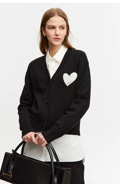 Damen-Strickjacke V-Ausschnitt Wollstickerei locker romantisch Winter
