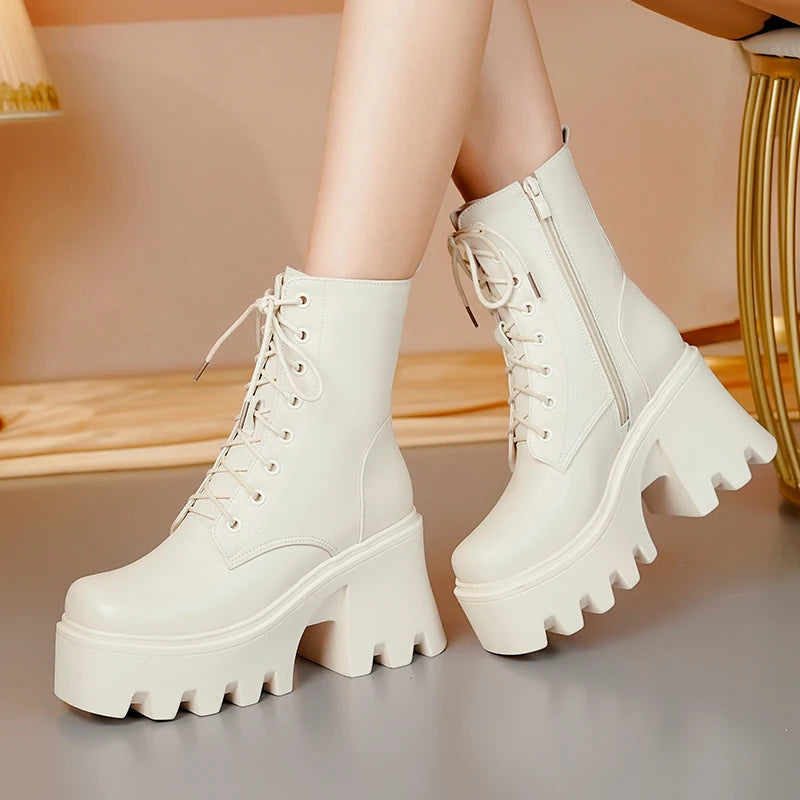 Damen-Winterstiefel in Beige/Weiß, Schnürung, hoher Plateauabsatz mit warmem Innenfutter