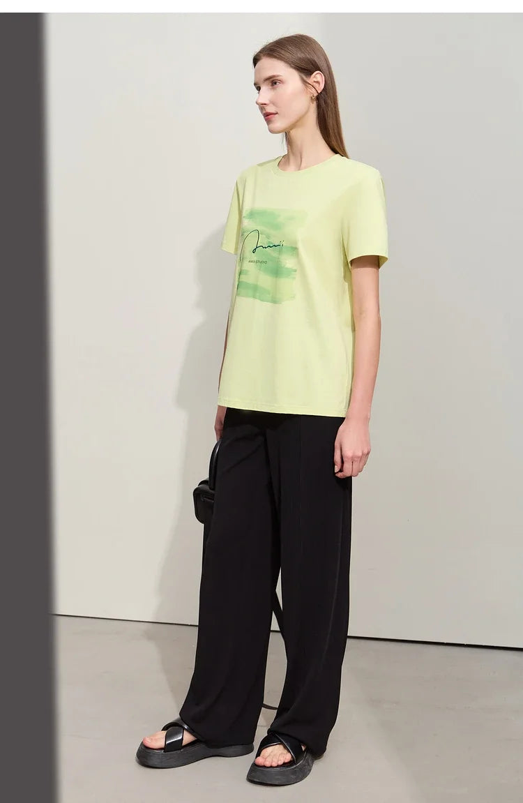 Damen T-Shirt im Minimalismus-Stil mit O-Ausschnitt und Stickerei