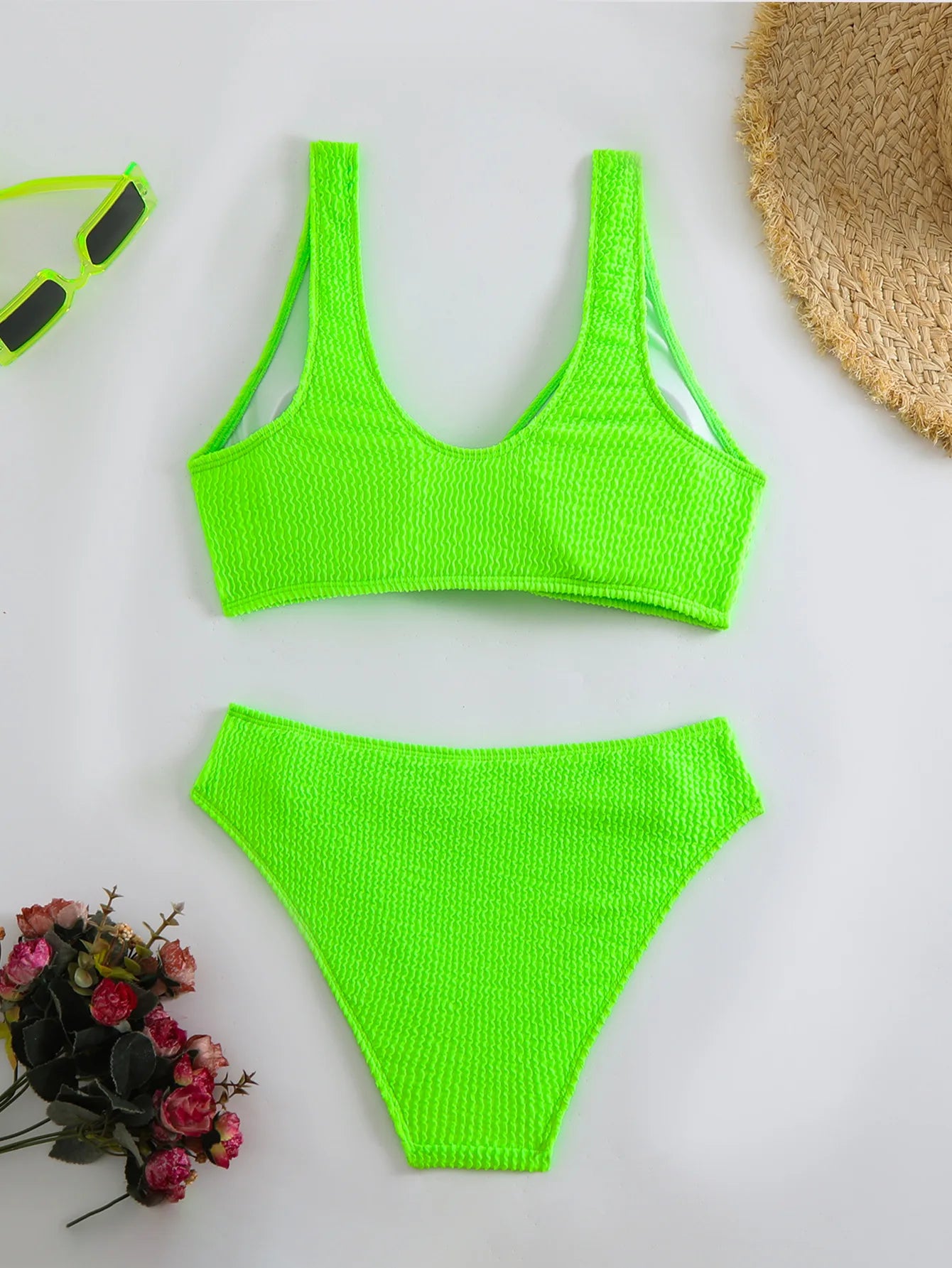 Braunes Bikini-Set mit Push-up-Effekt – verführerische Bademode für Strand und Pool