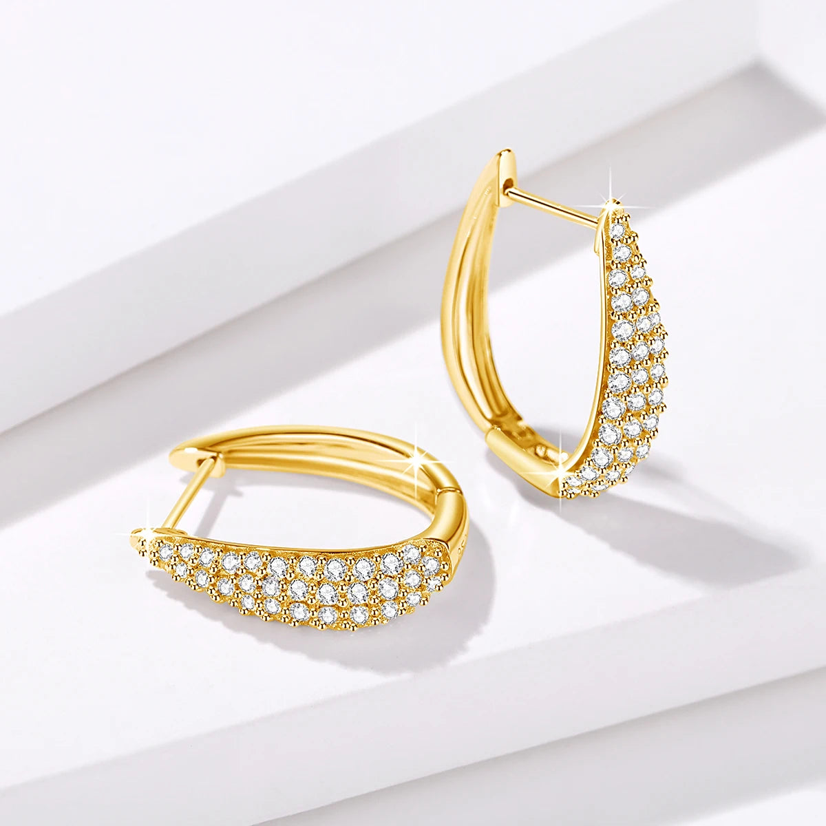 Damen-U-Form-Hoop-Ohrringe aus Silber 925, vergoldet mit 18K Gelbgold, Moissanite mit Zertifikat
